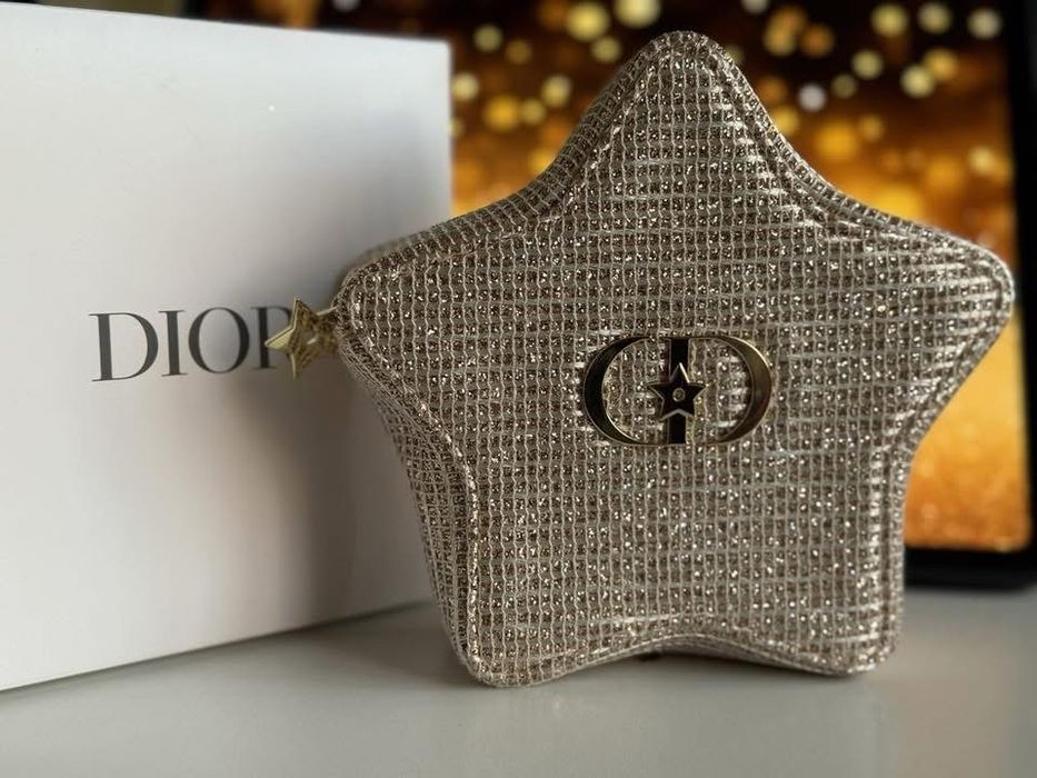 Несесер Dior Holiday 2025 Limited Edition Star Pouch