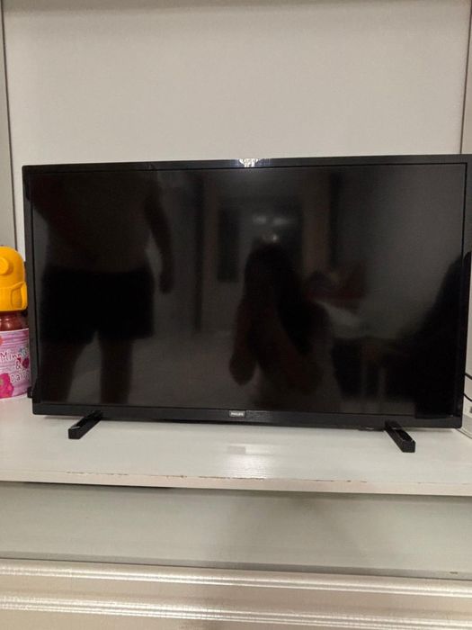 Срочно Продам Телевизор PHILIPS 32дюйм