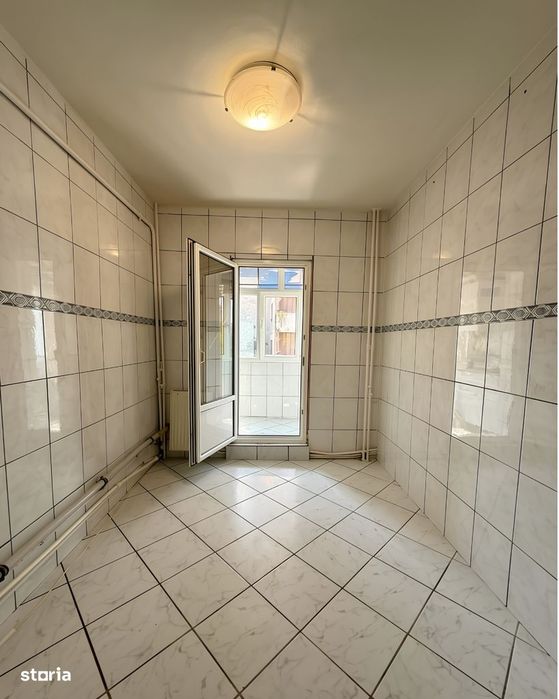 3 camere decomandat, etaj 2, centrala proprie, Lapus Electroputere Mal