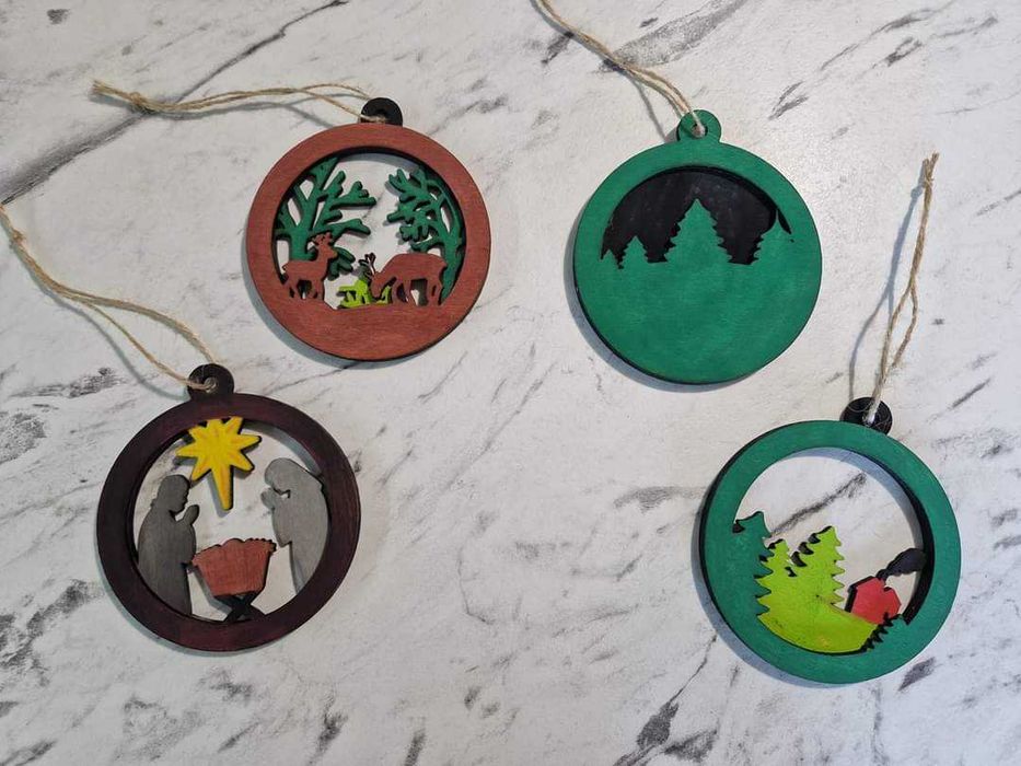 Дървени коледни играчки