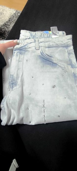 Дънки Bershka топ модел