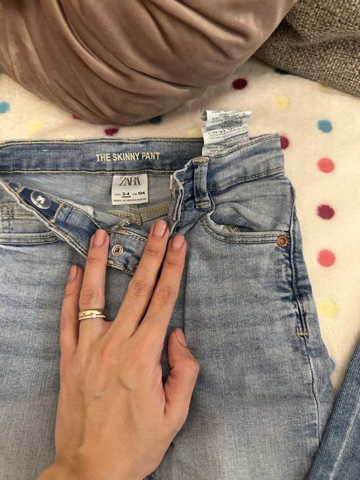 Blugi fetite Zara, marimea 104