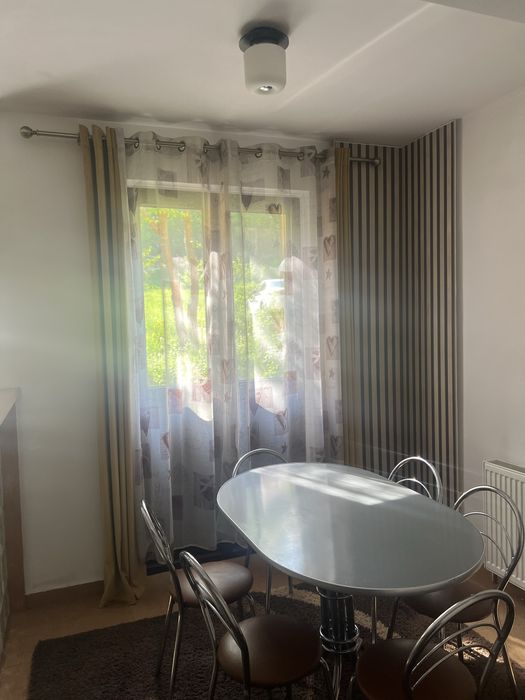 De inchiriat apartament 2 camere