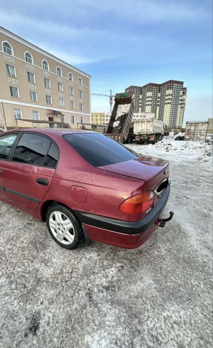 Toyota Avensis 1998, автомат, 1.8