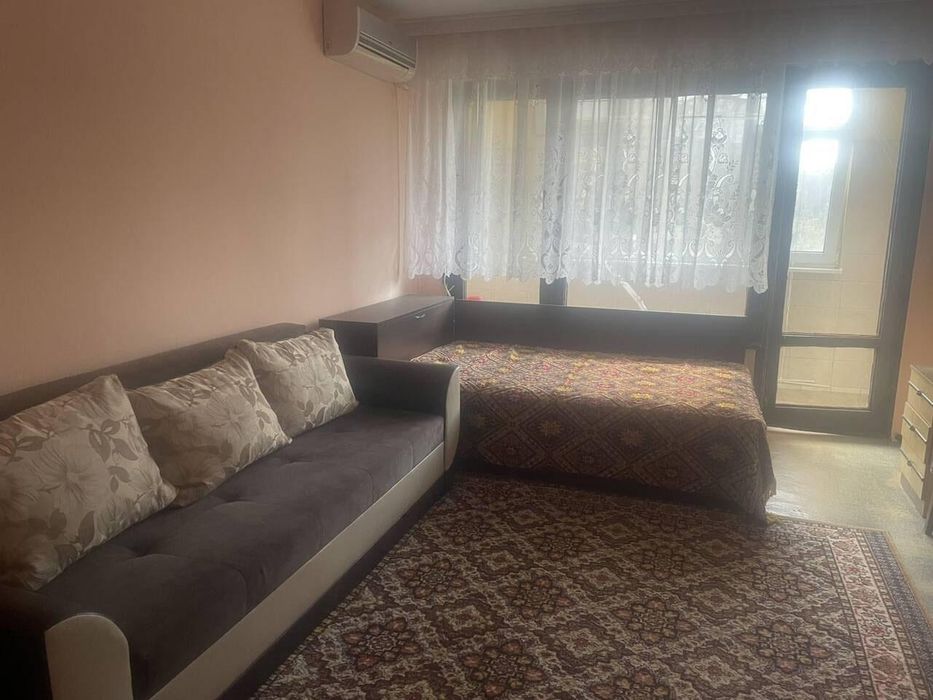 Дава се под наем Четиристаен апартамент в Бургас, Братя Миладинови - 90 кв.м за 408 € - Снимка #1