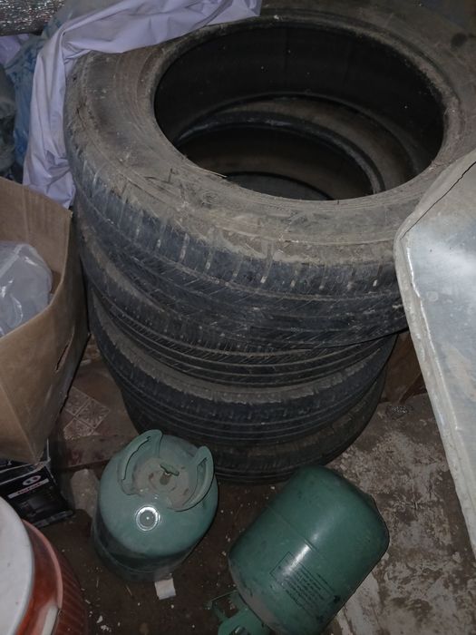 Шина R18 yokohamo