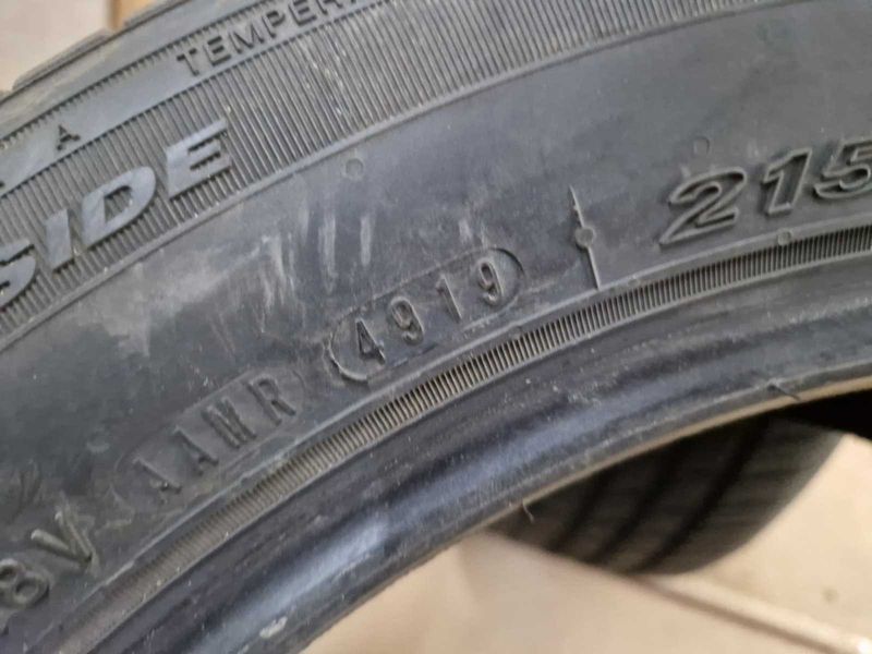 2 Nexen R17 215/55
летни гуми
DOT4919