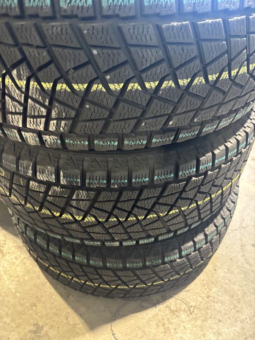 235 60 16 set iarna M+S bridgestone 7mm
