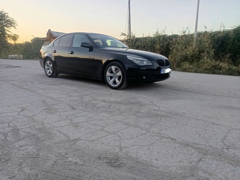 BMW E60 523i Десен волан