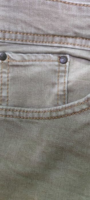 Дънки бежаво-кафяви