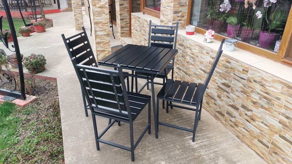 Masa cu scaune terasa