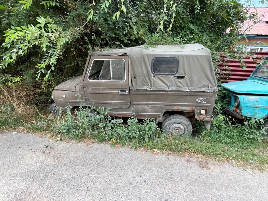 Продам два авто, ЛУАЗ