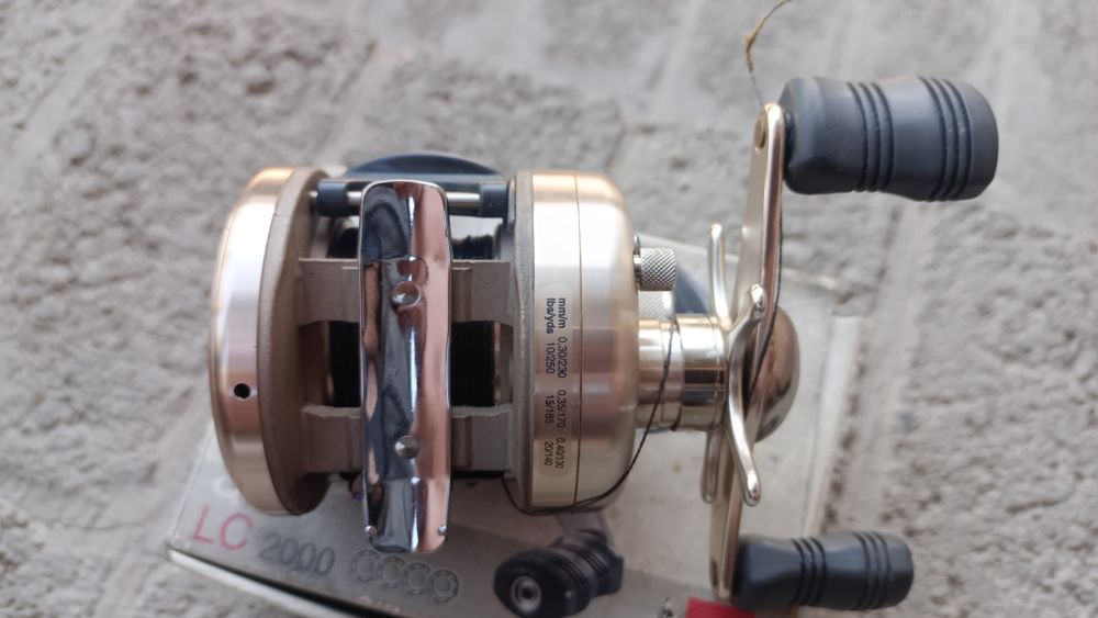 Катушка спининговая DAM