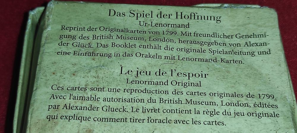 vand - Carti de joc UR- LENORMAND + 36 carti + brosura editia 2017 -