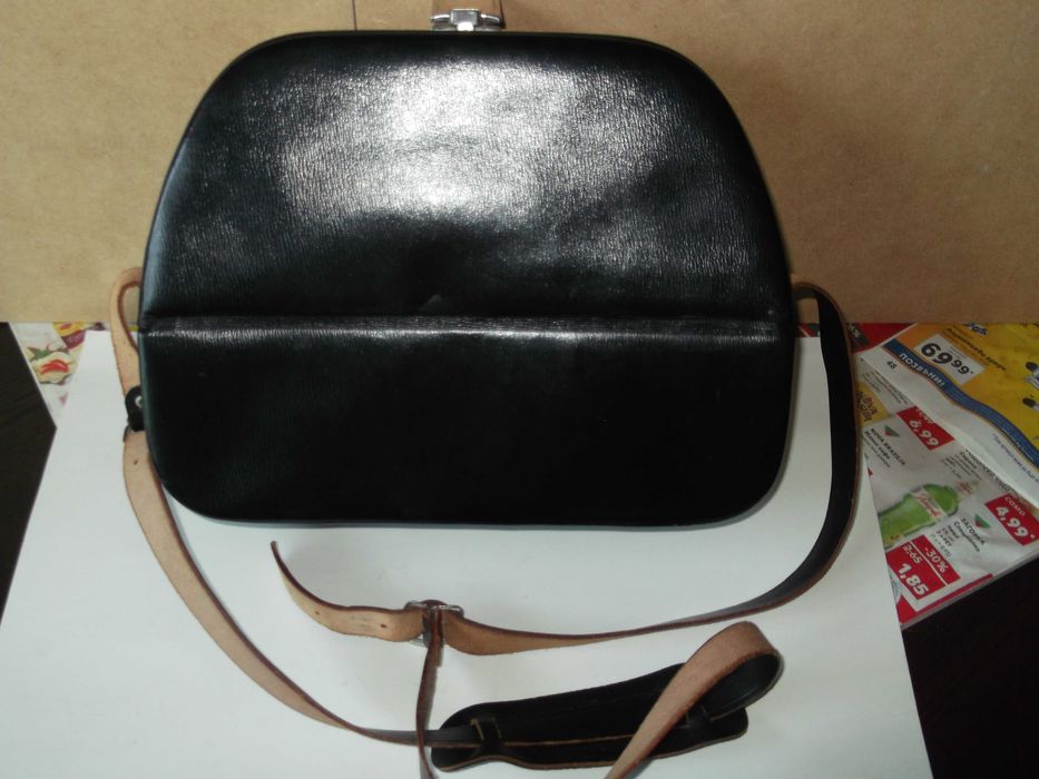 японска кинокамера супер 8 мм със касетка и калъф