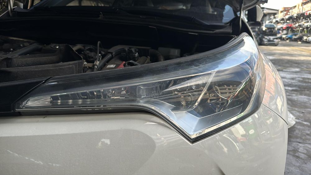 Piese Toyota CH-R 1.8B Hybrid. 2017-2019. Volan stinga