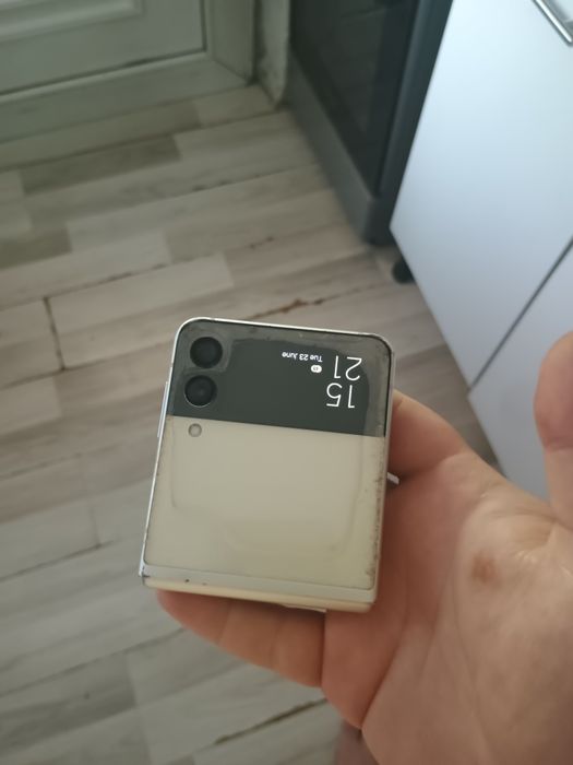 Galaxy Flip 3 256 gb