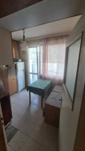 Дава се под наем Двустаен апартамент в София, Център - 70 кв.м за 550 € - Снимка #2