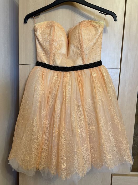 Rochie cu corset, tul si dantela chantilly, xs