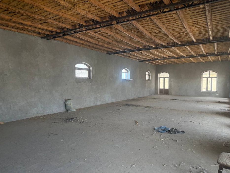 Ijaraga beriladi 2 etaj narxini kelishamiz