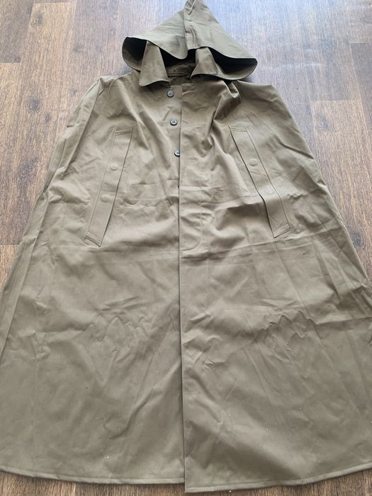Плащ военный плотный