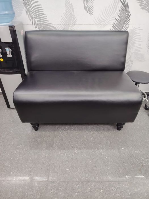 Продам диван в идеальном состояний