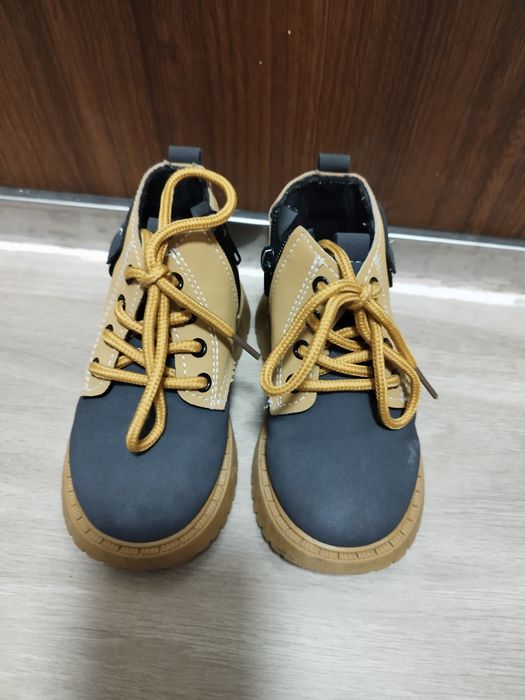 Детски обувки     .