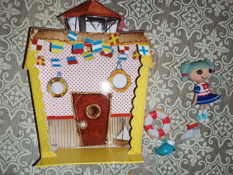 Кукли и къщи Лалалупси