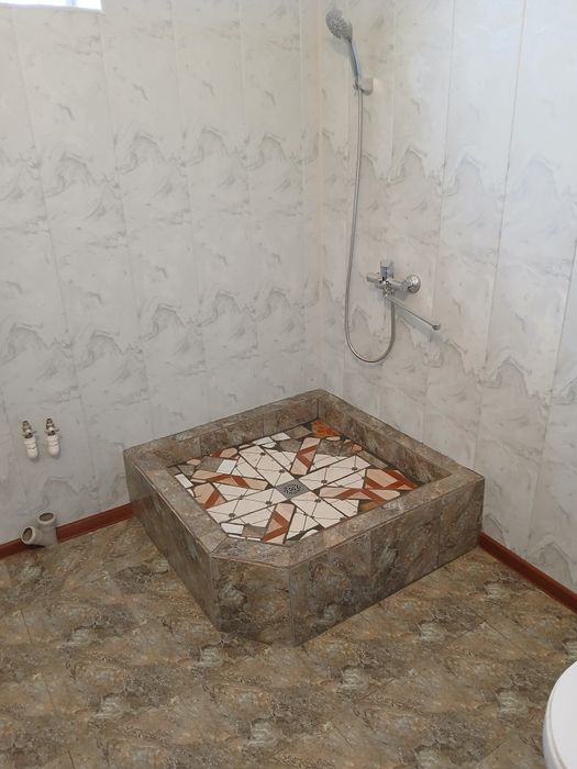 3 xonali kvartira sotiladi