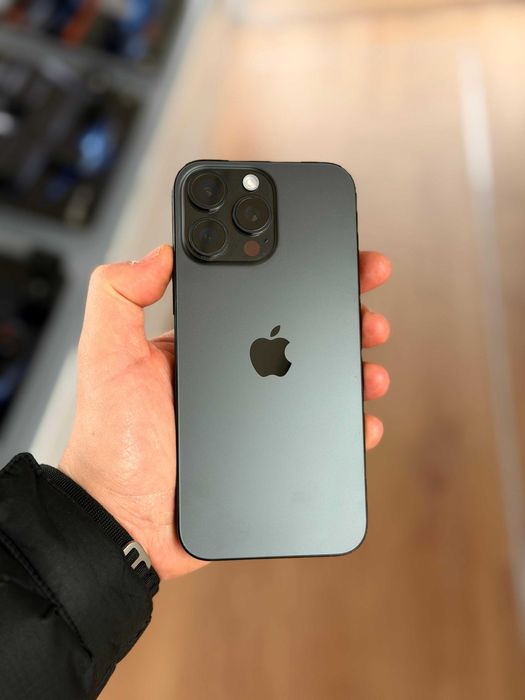 Apple Iphone 16 pro max - black titanium - impecabil ca nou - 512 gb -