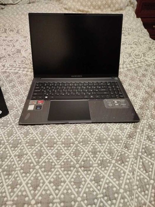 Ноутбук Maibenben B516B 16" Ryzen 5 6600H / 16 ГБ / SSD 512