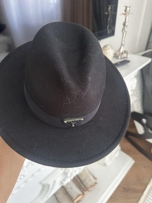 Продаю шляпу PRADA