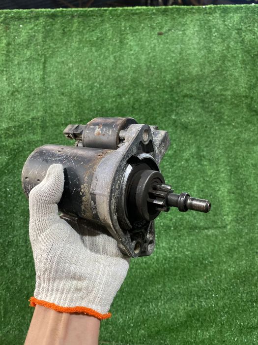 Оригинальный стартер Passat B3 B4 Golf 3