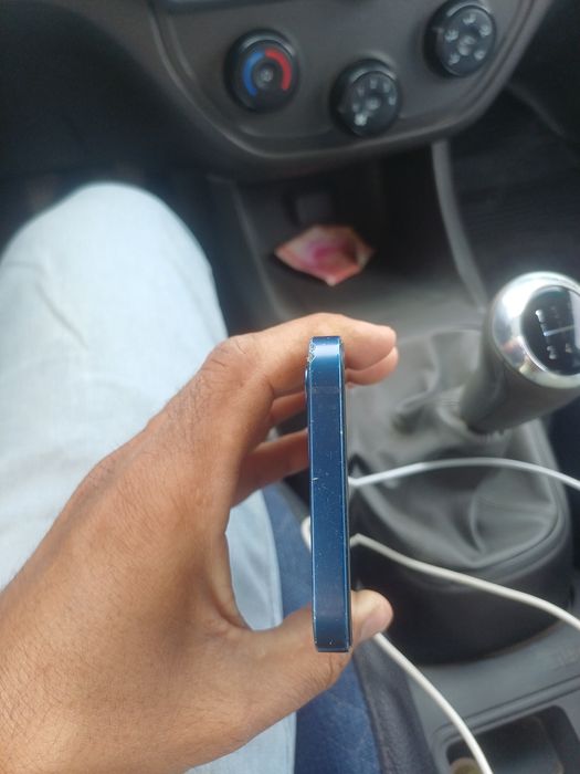 Iphone 12 64 gb sotiliadi