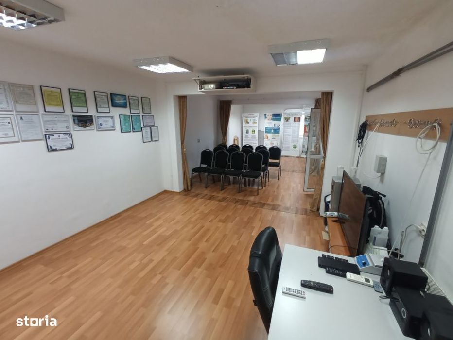 Teren 565 Mp, Casa Si Piscina