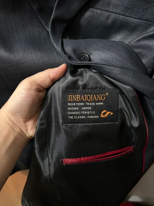 Костюмдер сатылады