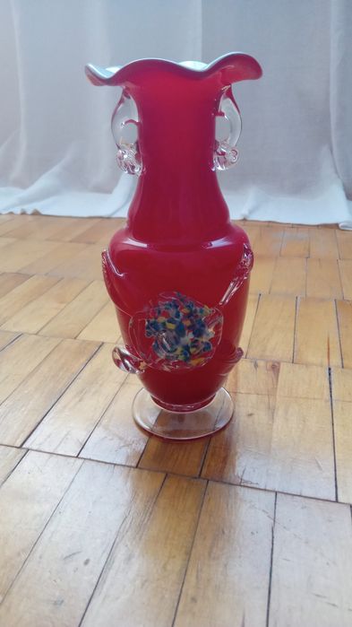 Вазы  хрустальные и для цветов