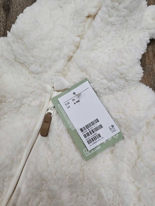 Космонавт на Rainy и HM