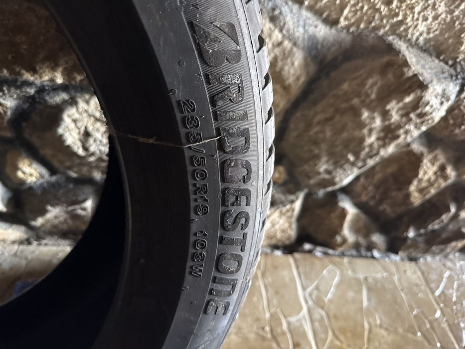 2 чисто нови гуми Bridgestoneall season