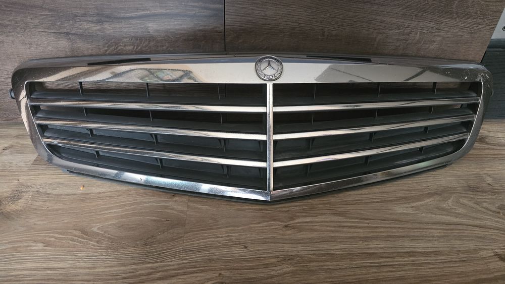Части за мерцедес w204