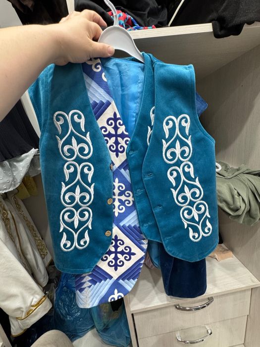 Продам национальные костюмы