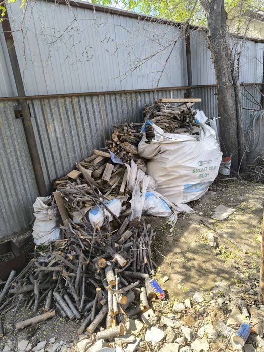 Бесплатно Дрова  дерево