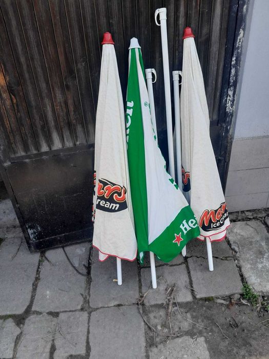 Чадъри за градина или заведения.