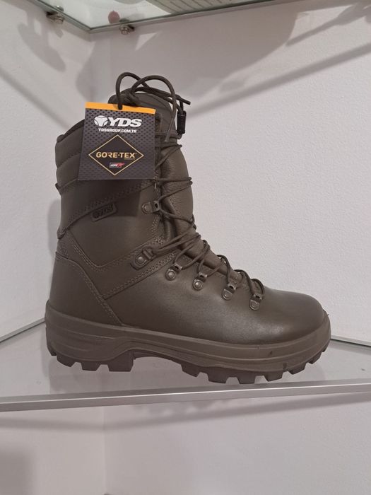 Bocanci militari Goretex firma Yds