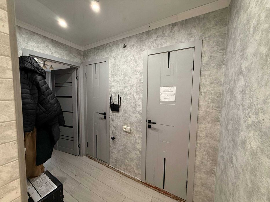 2-ком улучшенная, Кривой магазин