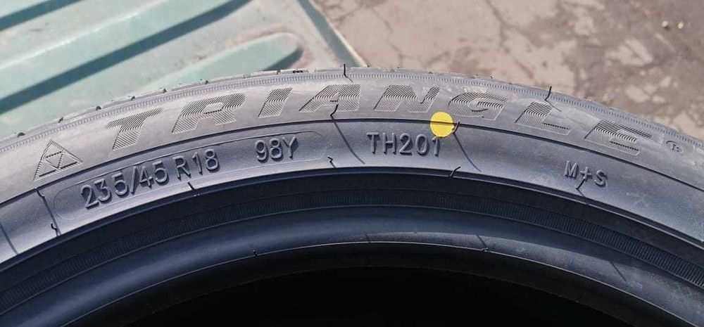 Шины в Алматы 235/45/18 Triangle TH201 (98Y)