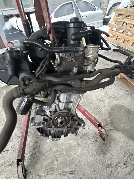 Motor 1.6 benzina BSE Vw golf 5 an 2006