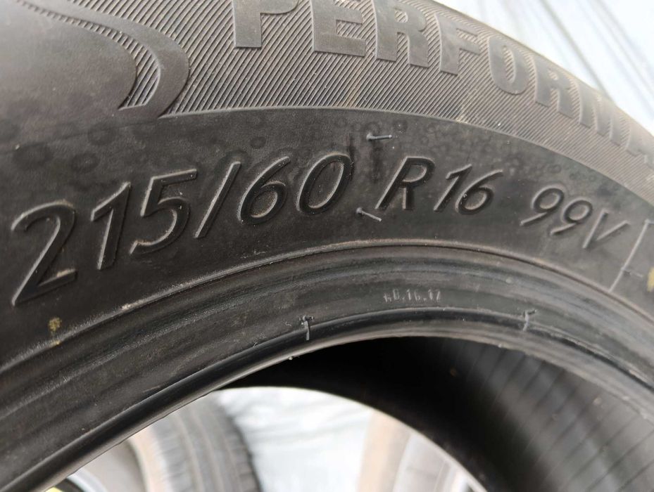 215 60 16 две гуми като нови
