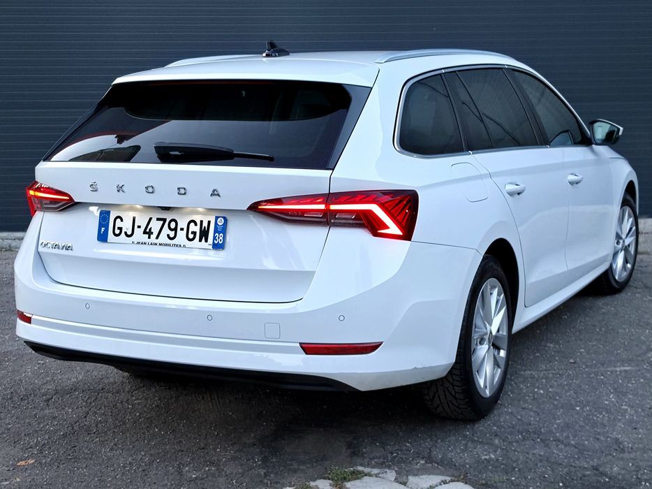 SKODA Octavia 2022 — imagine 4