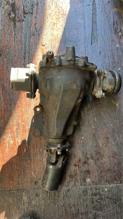 Задний редуктор Альфард-Эстима